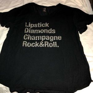 Belle & Sky Black V-neck glitter T